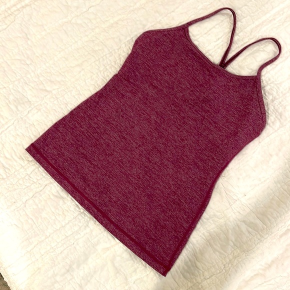 Lululemon Size 4 Workout Top (spaghetti strap) Built In Bra - Picture 1 of 2